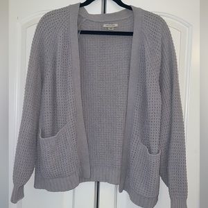 American eagle cardigan. Never worn. Perfect condition.